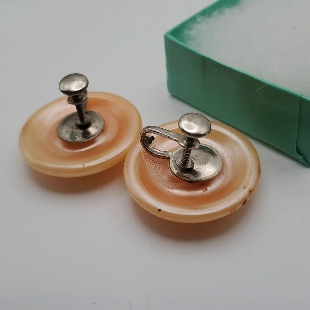 Antique peach saucer screwback‎ earrings  E127